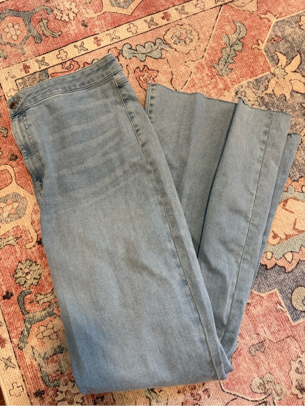 Light Blue Women's High-Rise bell bottom Jeans